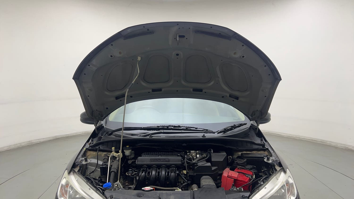 Used 2016 Honda City VX Petrol Manual engine ENGINE & BONNET OPEN FRONT VIEW