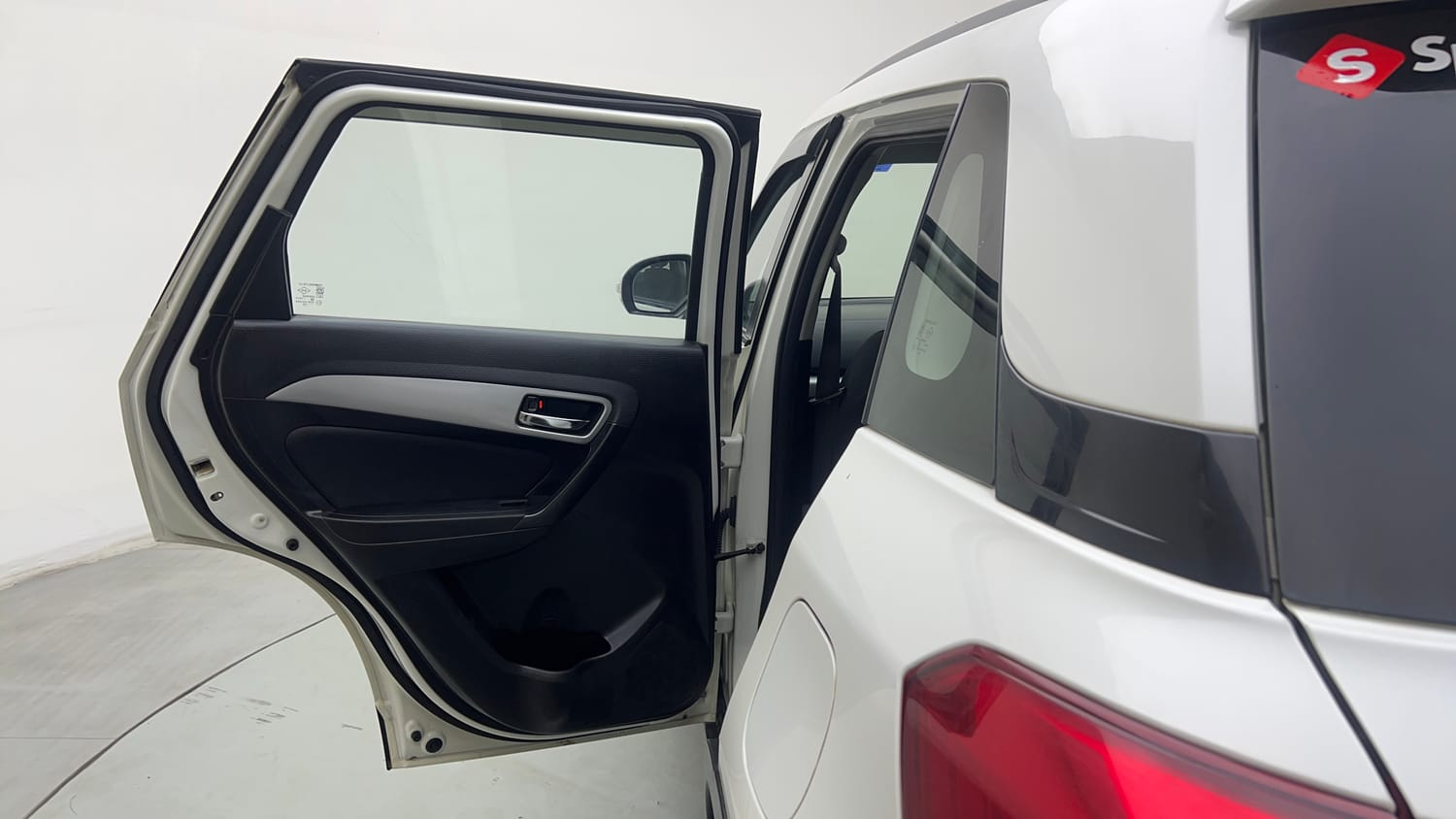 Used 2021 maruti-suzuki Vitara Brezza ZXi Petrol Manual interior LEFT REAR DOOR OPEN VIEW