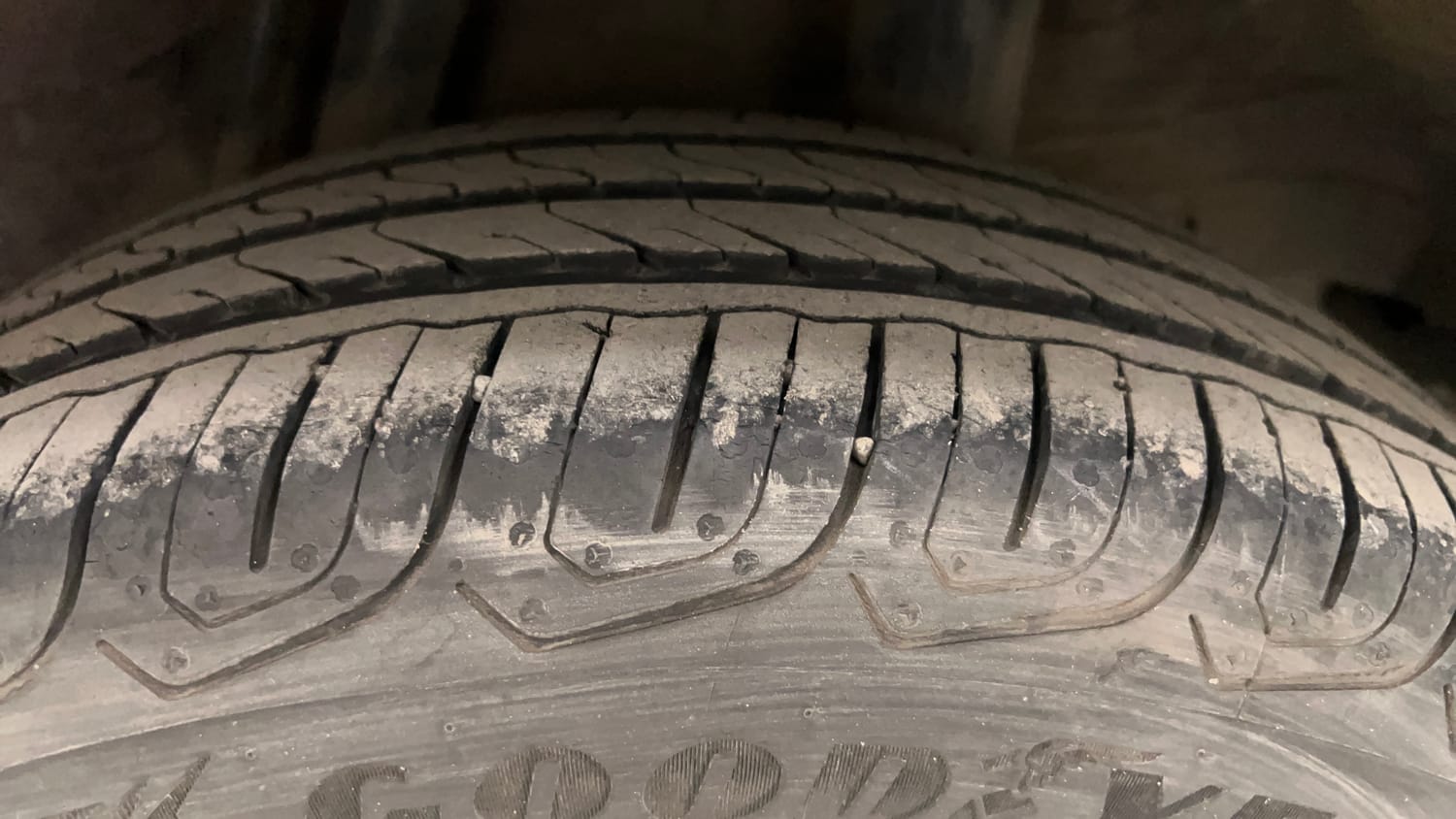 Used 2015 Honda Jazz SV Petrol Petrol Manual tyres LEFT REAR TYRE TREAD VIEW