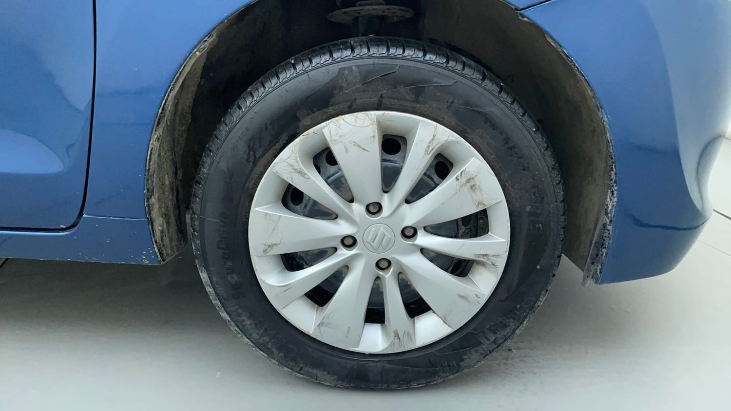 Used 2018 Maruti Suzuki Baleno Delta 1.2 Petrol Manual tyres RIGHT FRONT TYRE RIM VIEW