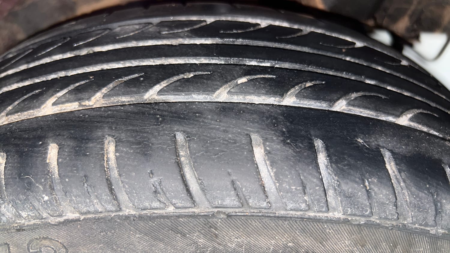 Used 2016 Hyundai Grand i10 Sportz 1.2 Kappa VTVT Petrol Manual tyres LEFT REAR TYRE TREAD VIEW