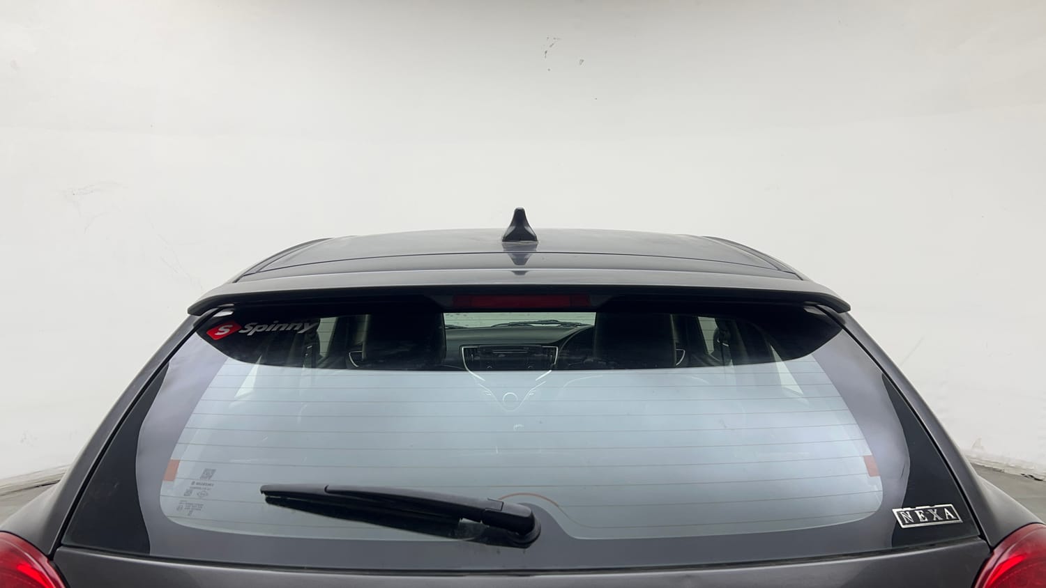 Used 2017 Maruti Suzuki Baleno Delta 1.2 Petrol Manual exterior BACK WINDSHIELD VIEW