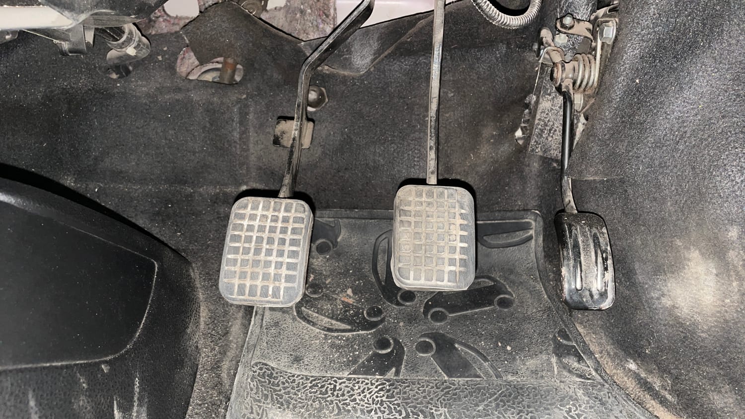 Used 2015 Tata Nano Twist XT Petrol Manual interior PEDALS VIEW