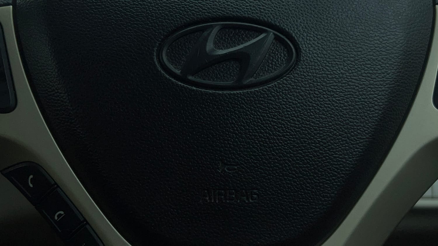 Used 2019 Hyundai Santro Asta Petrol Manual top_features Airbags