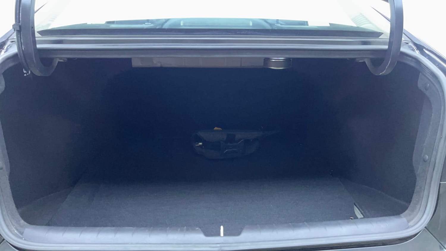 Used 2024 Hyundai Verna SX (O) 1.5 Turbo Petrol DCT Petrol Automatic interior DICKY INSIDE VIEW