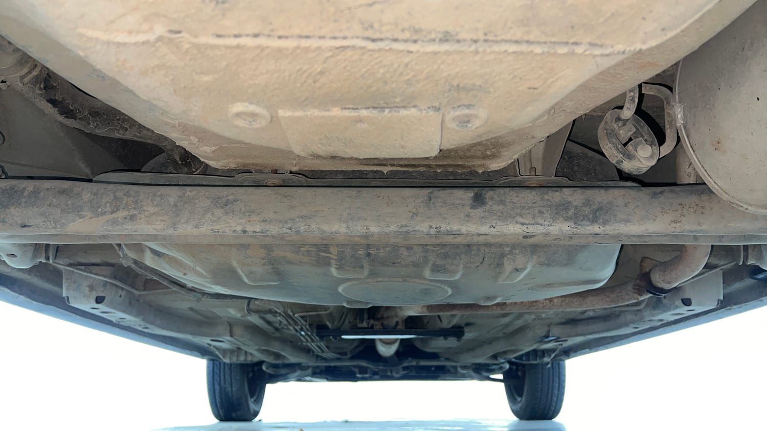 Used 2017 Tata Tiago Revotron XZ w/o Alloy Petrol Manual extra REAR UNDERBODY VIEW (TAKEN FROM REAR)