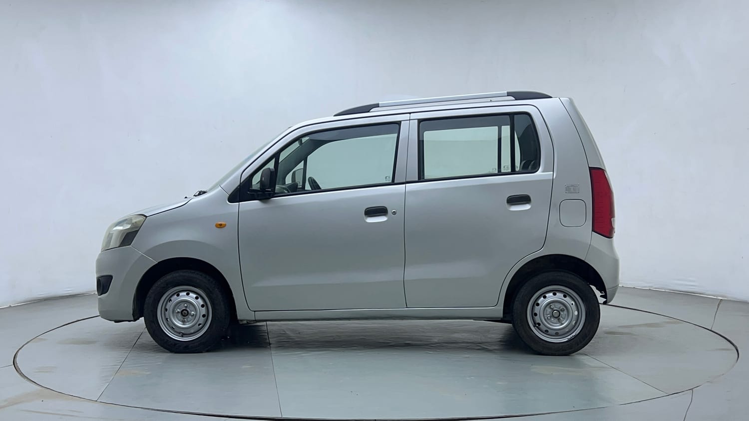 Used 2016 Maruti Suzuki Wagon R LXI CNG Cng Manual exterior LEFT SIDE VIEW