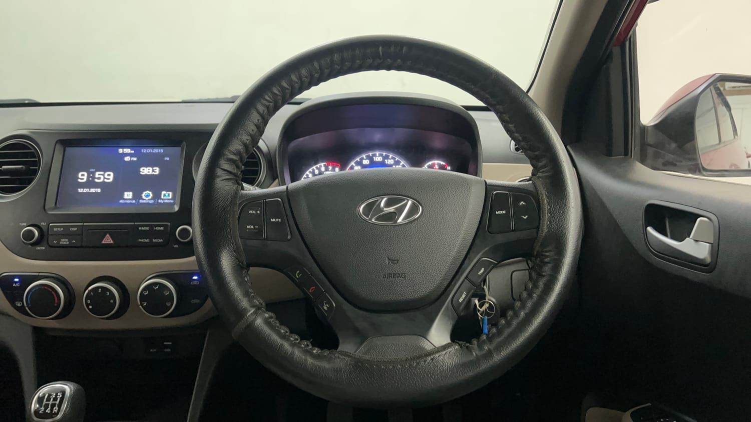 Used 2017 Hyundai Grand i10 Sportz (O) 1.2 Kappa VTVT Petrol Manual interior STEERING VIEW