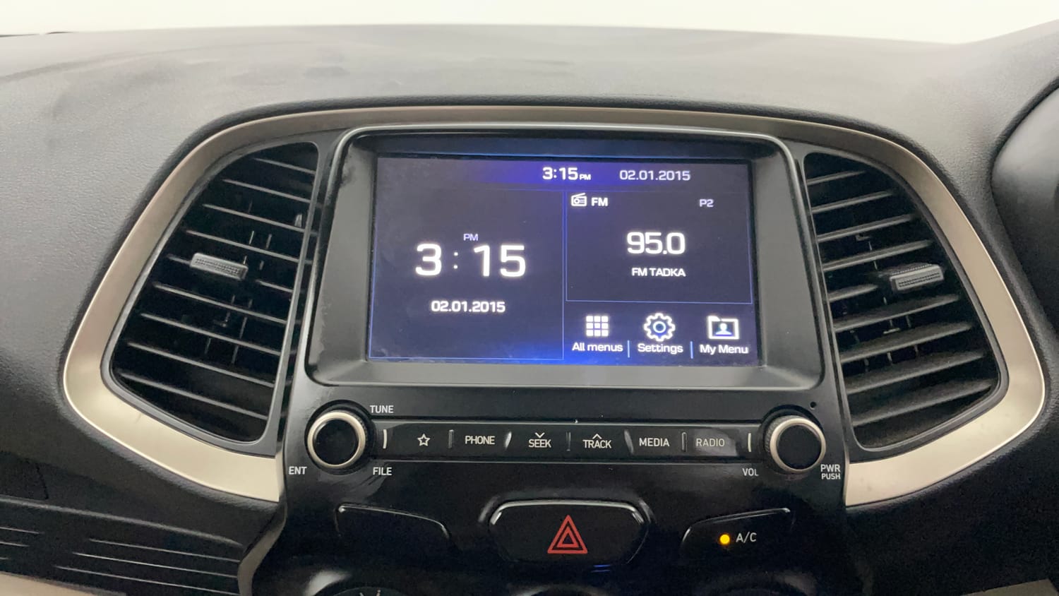 Used 2021 Hyundai Santro Sportz AMT Petrol Automatic top_features Integrated (in-dash) music system