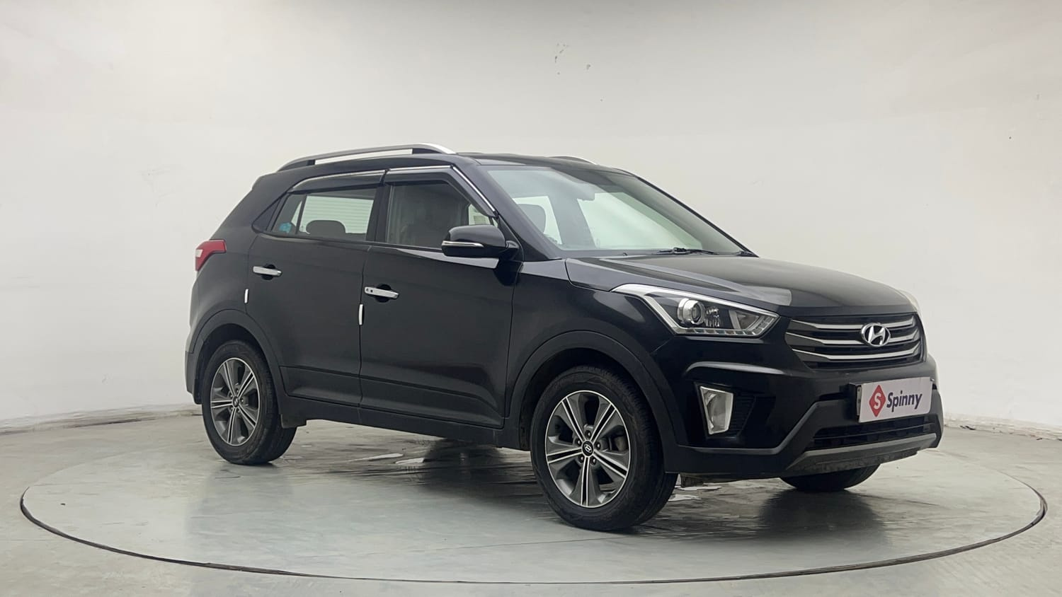 Used 2018 Hyundai Creta SX Plus 1.6 AT Petrol Petrol Automatic exterior RIGHT FRONT CORNER VIEW