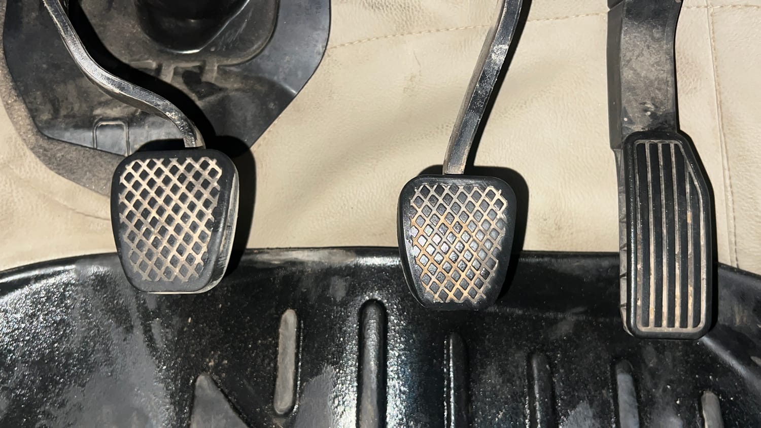 Used 2019 Honda WR-V S MT Petrol Petrol Manual interior PEDALS VIEW