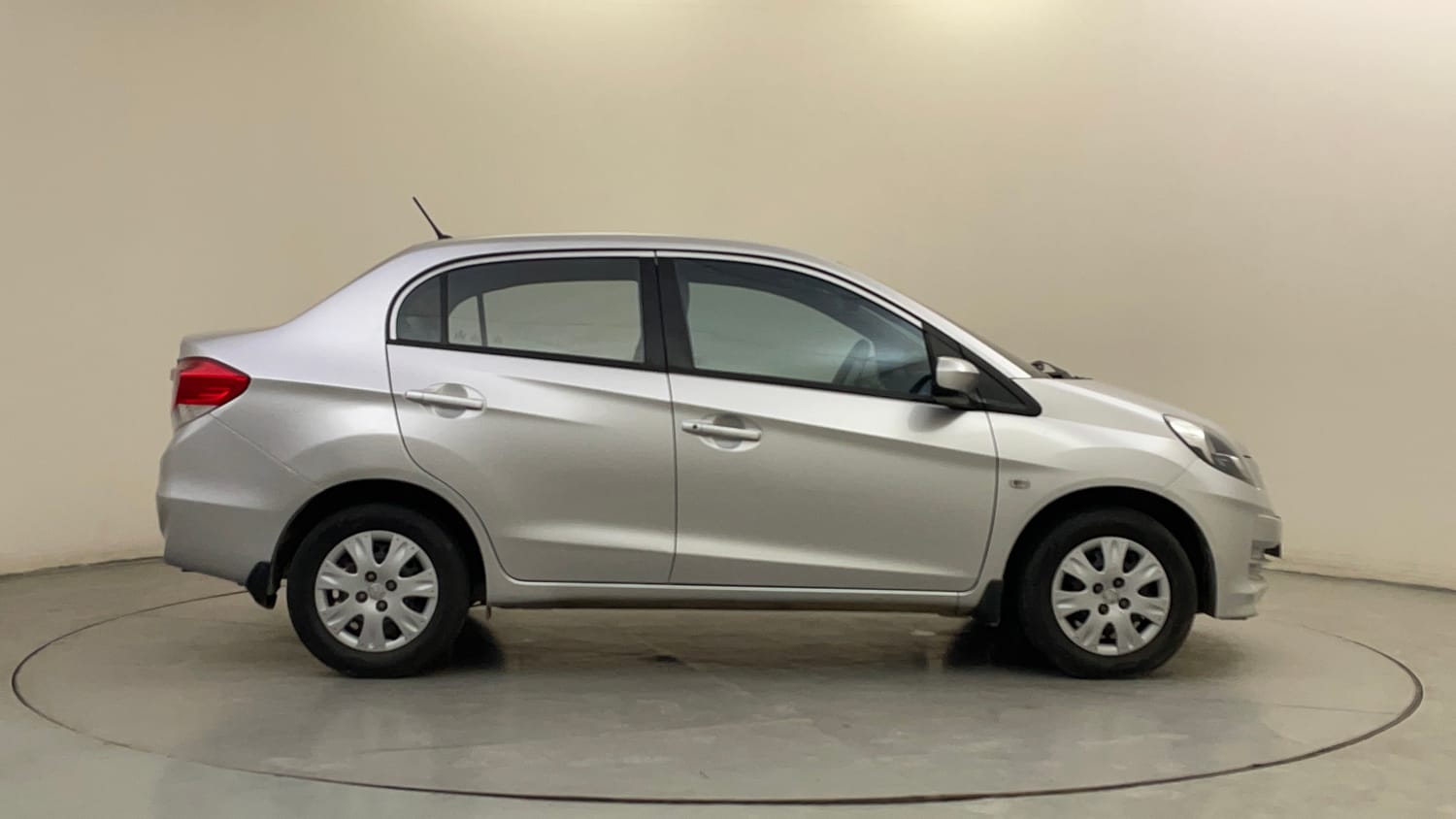 Used 2014 Honda Amaze 1.2 S AT i-VTEC Petrol Automatic exterior RIGHT SIDE VIEW