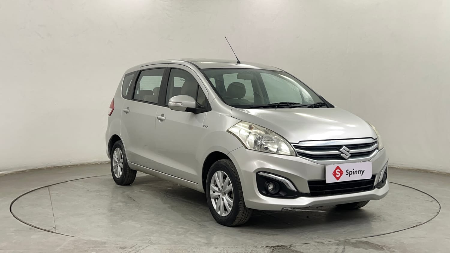 Used 2018 Maruti Suzuki Ertiga ZXI+ Petrol Manual exterior RIGHT FRONT CORNER VIEW