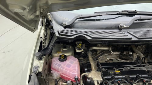 Used 2015 Ford EcoSport Titanium 1.5 Ti-VCT Petrol Manual engine ENGINE RIGHT SIDE HINGE & APRON VIEW