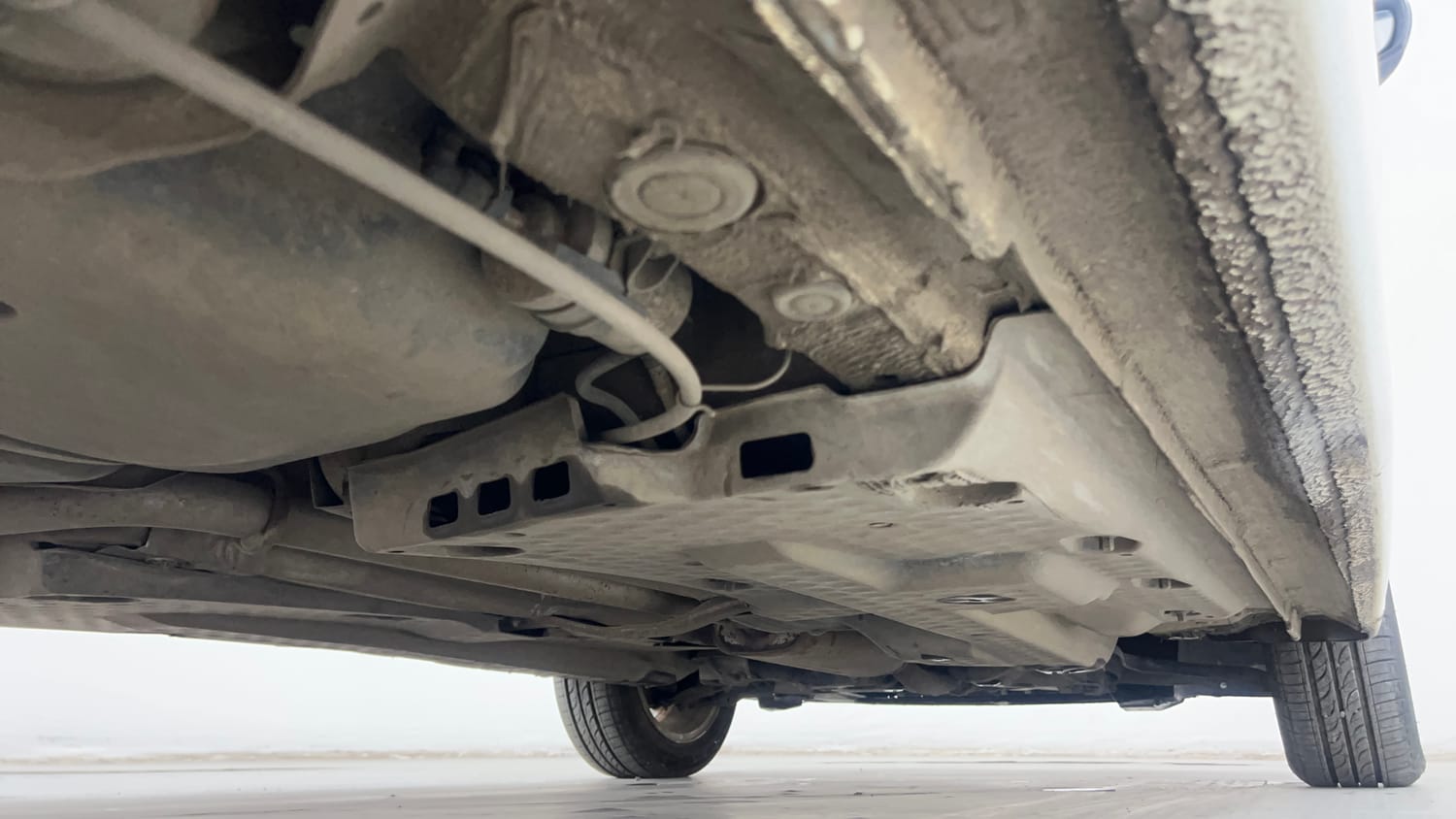 Used 2016 Volkswagen Polo GT TSI Petrol Automatic extra REAR RIGHT UNDERBODY VIEW