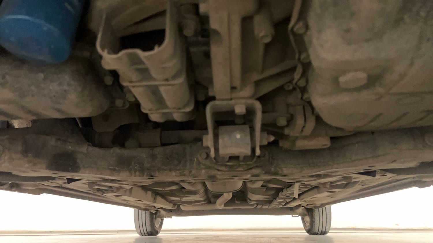 Used 2014 Hyundai Grand i10 Asta AT 1.2 Kappa VTVT Petrol Automatic extra FRONT LEFT UNDERBODY VIEW