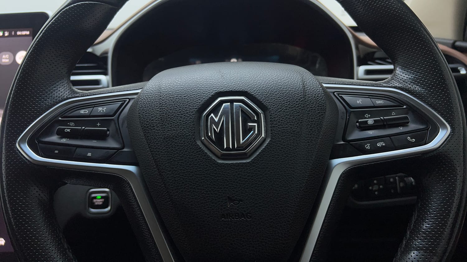 Used 2023 MG Motors Hector Plus Savvy Pro 1.5 Turbo Petrol CVT 6 STR Petrol Automatic top_features Cruise control