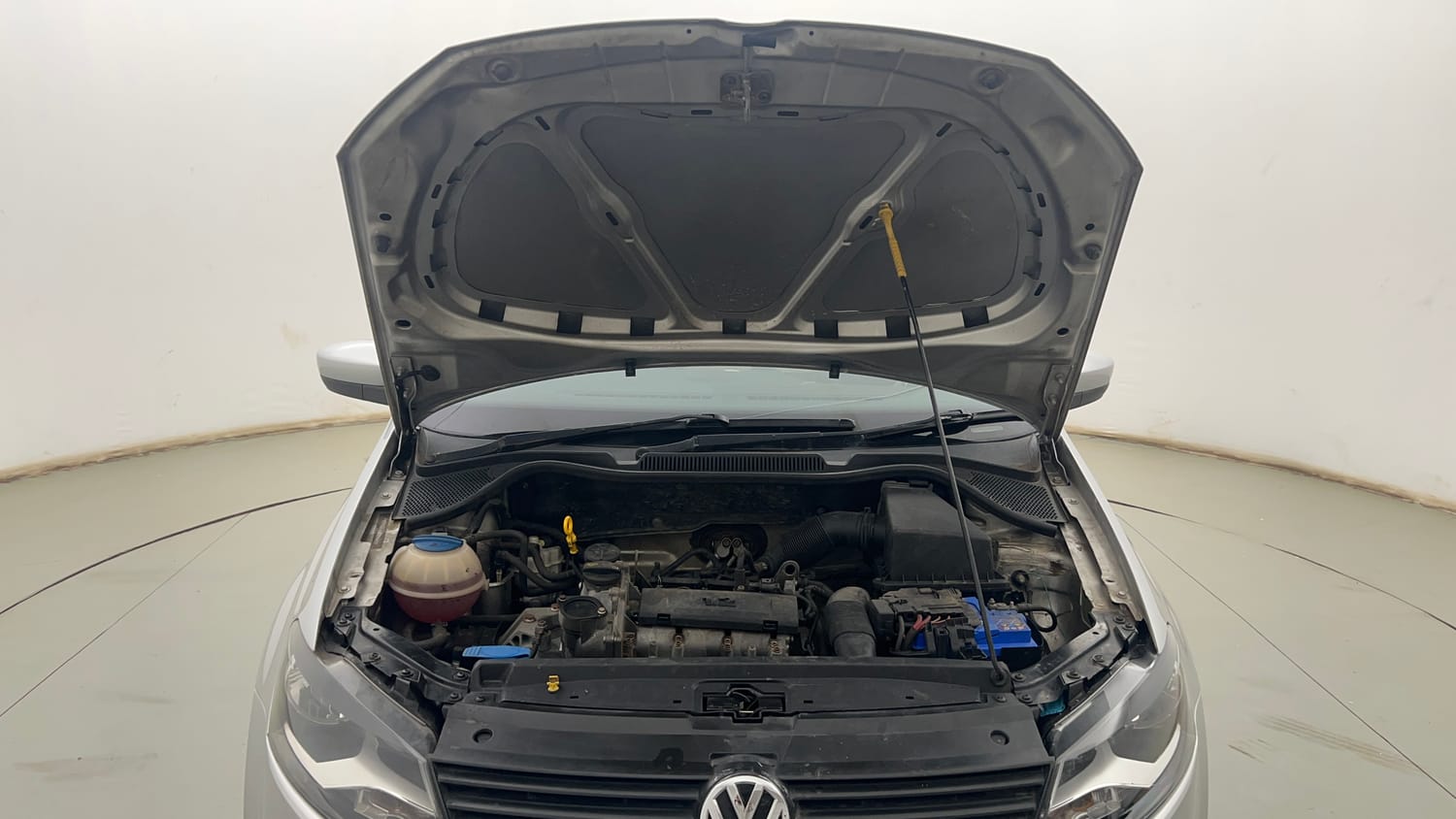 Used 2014 Volkswagen Polo Trendline 1.2L (P) Petrol Manual engine ENGINE & BONNET OPEN FRONT VIEW