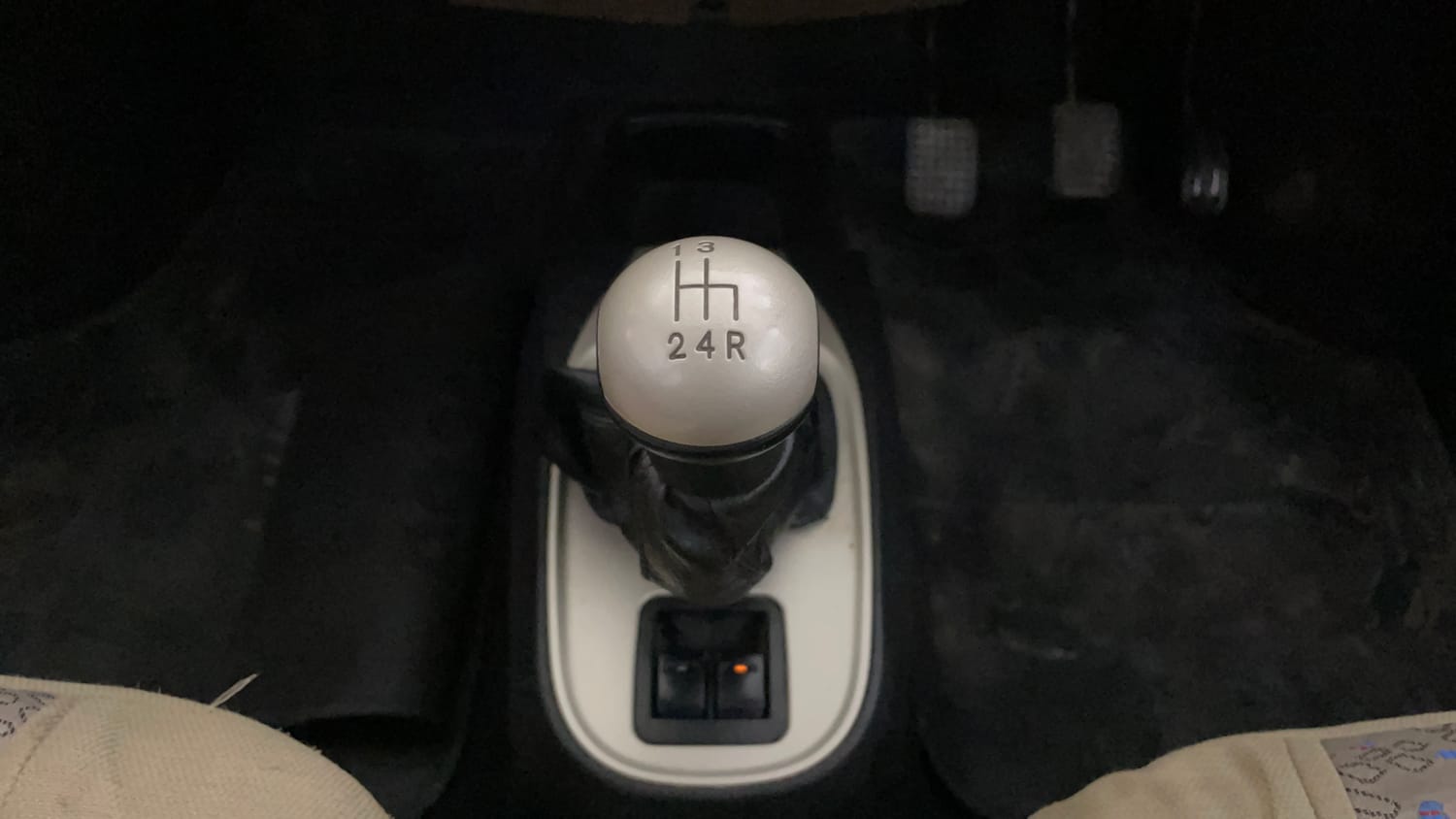 Used 2015 Tata Nano Twist XT Petrol Manual interior GEAR  KNOB VIEW