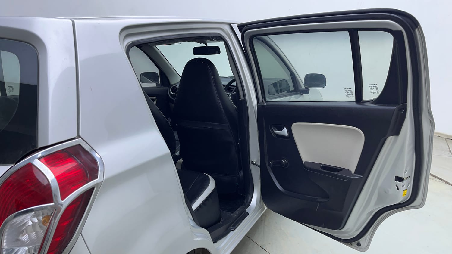 Used 2021 Maruti Suzuki Alto 800 LXi Petrol Manual interior RIGHT REAR DOOR OPEN VIEW