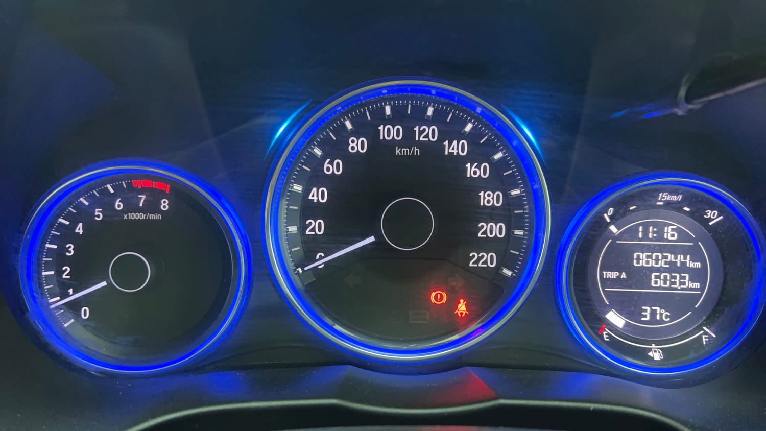 Used 2016 Honda City VX Petrol Manual interior CLUSTERMETER VIEW