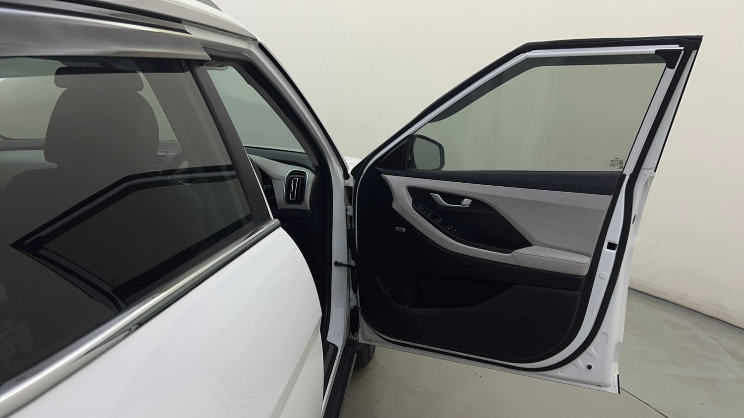 Used 2023 Hyundai Creta SX (O) 1.5 Petrol IVT Petrol Automatic interior RIGHT FRONT DOOR OPEN VIEW