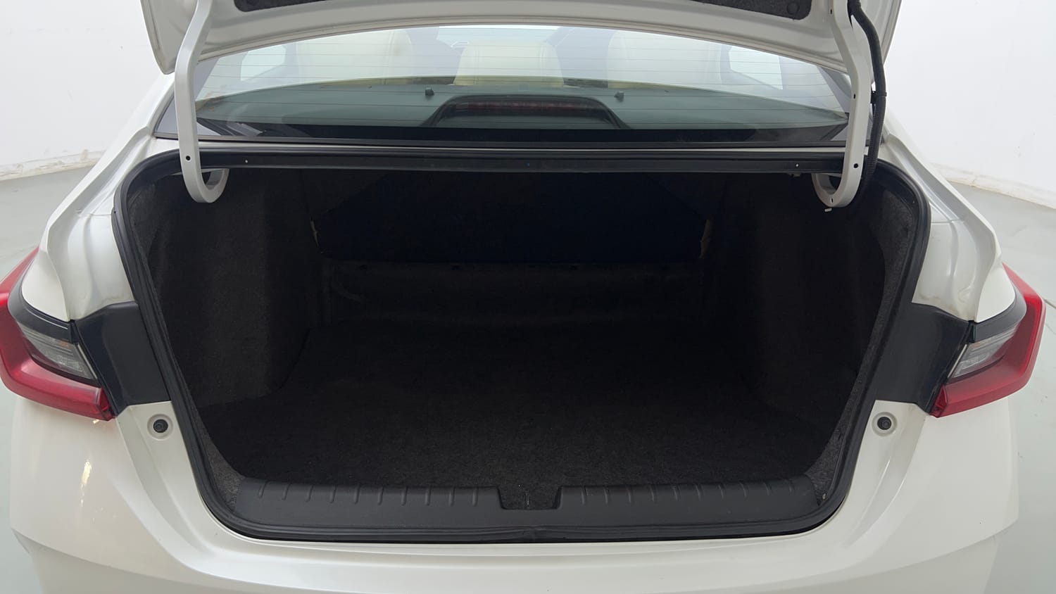 Used 2024 Honda City VX Petrol MT Petrol Manual interior DICKY INSIDE VIEW