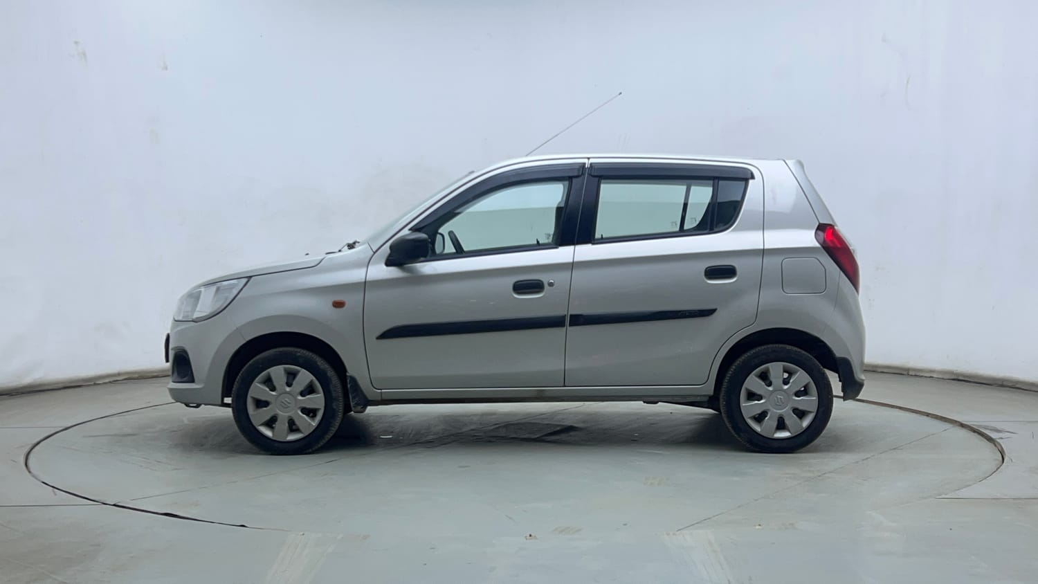 Used 2018 Maruti Suzuki Alto K10 VXi Petrol Manual exterior LEFT SIDE VIEW