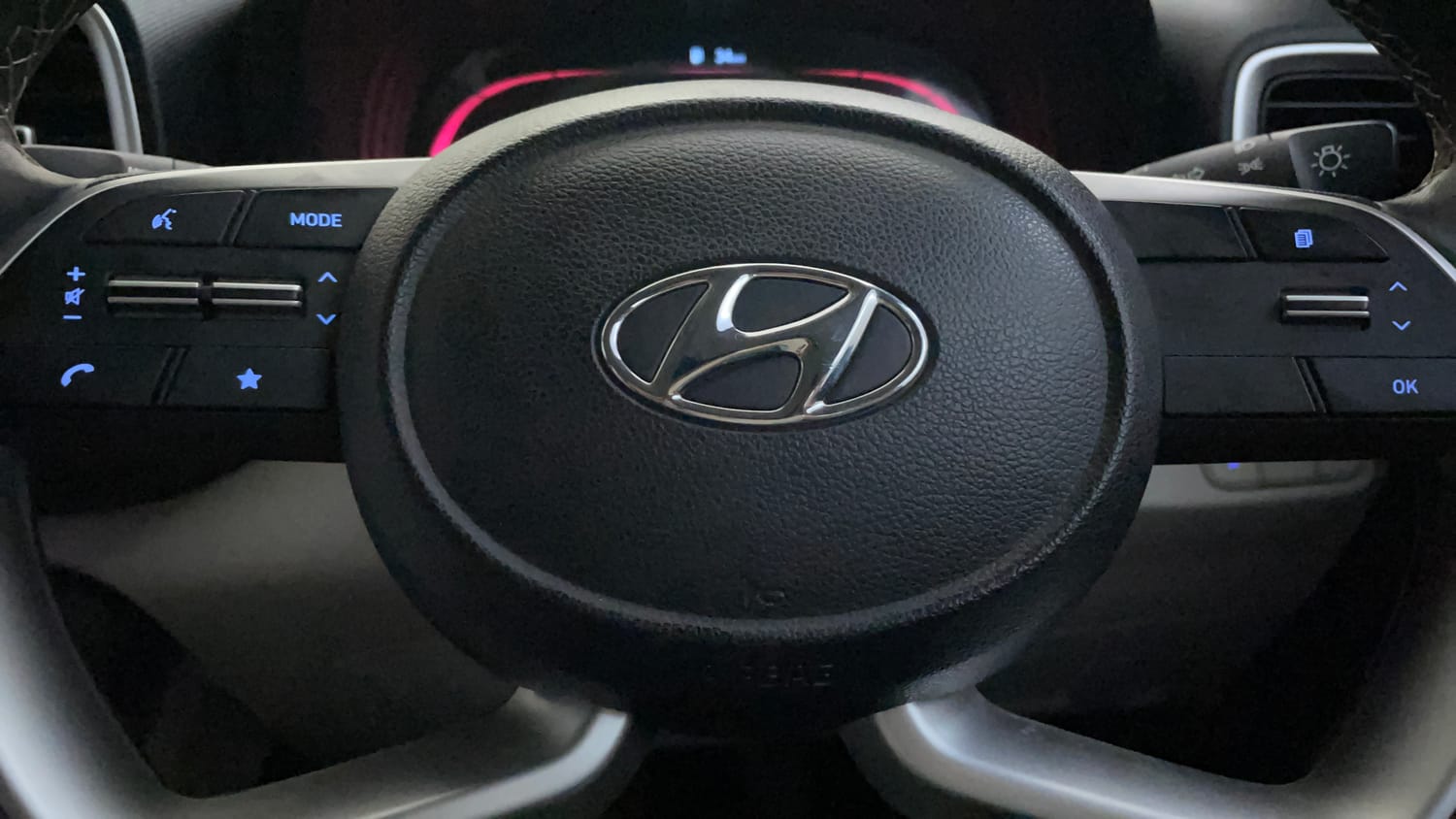 Used 2024 Hyundai Venue SX 1.2 Petrol Petrol Manual top_features Airbags