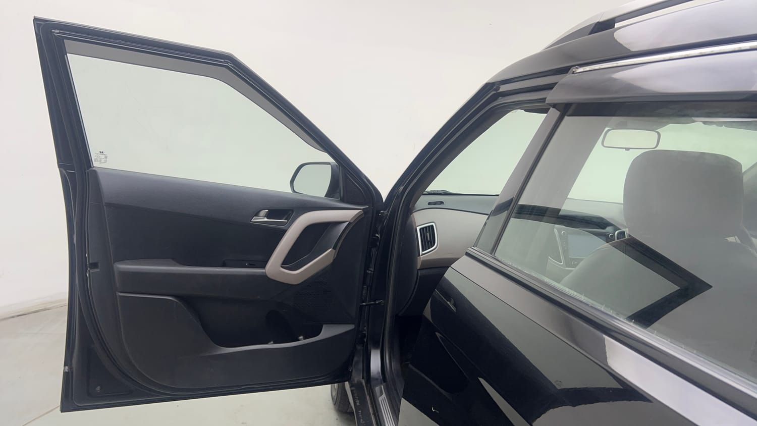 Used 2018 Hyundai Creta SX Plus 1.6 AT Petrol Petrol Automatic interior LEFT FRONT DOOR OPEN VIEW