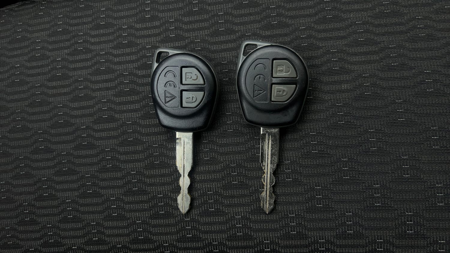 Used 2022 Maruti Suzuki Brezza VXi Petrol Manual extra CAR KEY VIEW