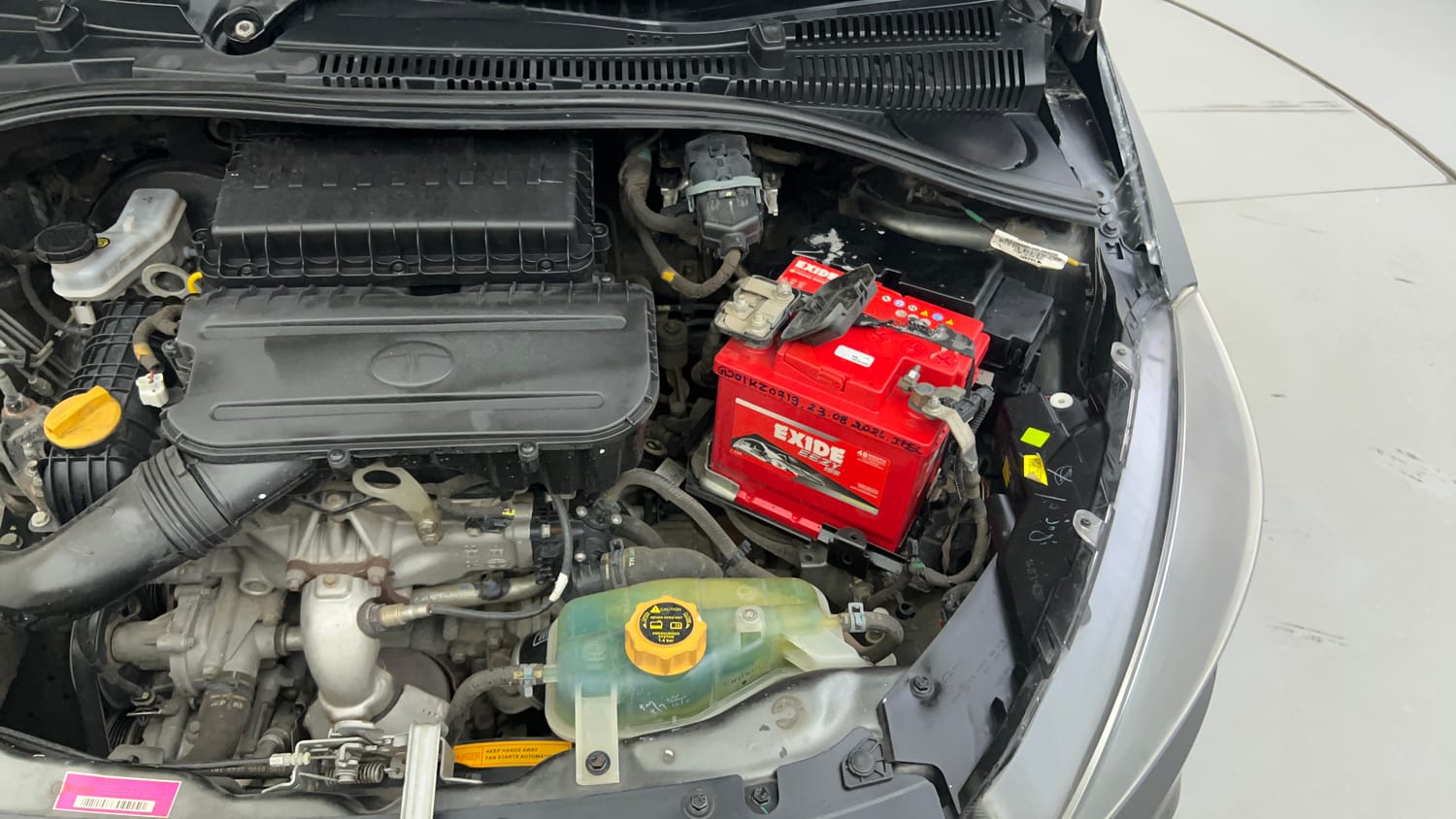Used 2020 Tata Tiago Revotron XZ Plus Petrol Manual engine ENGINE LEFT SIDE VIEW