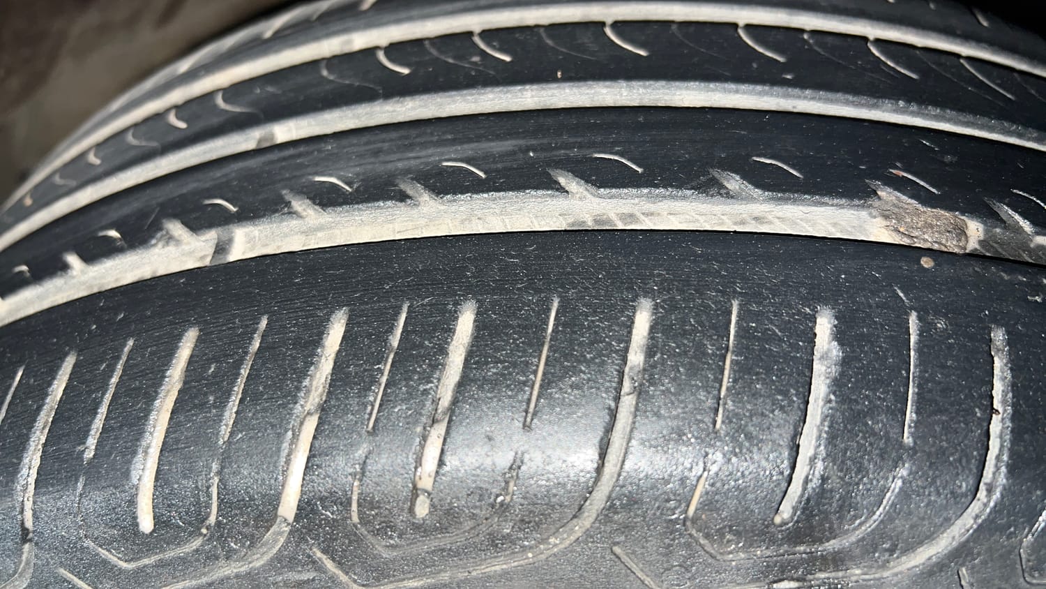 Used 2019 Honda Amaze 1.2 S MT Petrol Petrol Manual tyres RIGHT FRONT TYRE TREAD VIEW