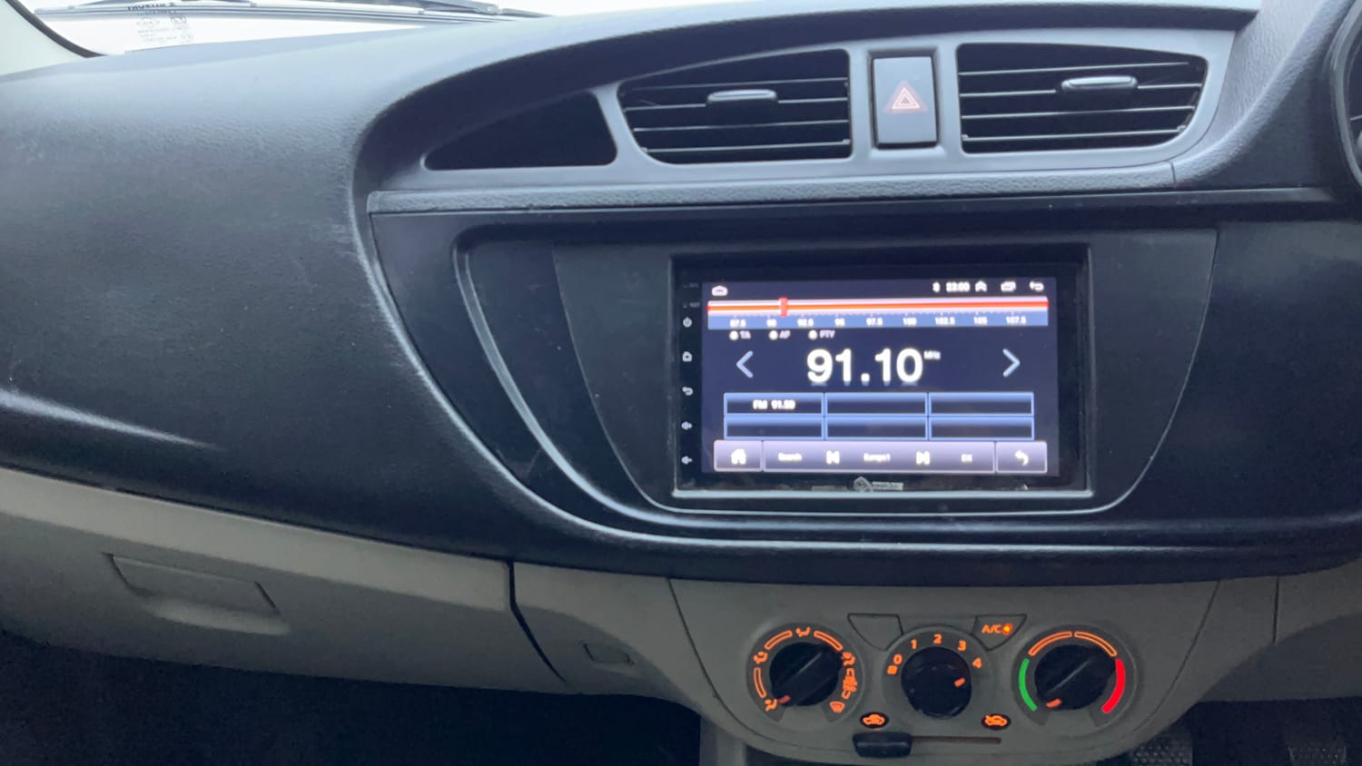 Used 2021 Maruti Suzuki Alto 800 LXi Petrol Manual interior MUSIC SYSTEM & AC CONTROL VIEW