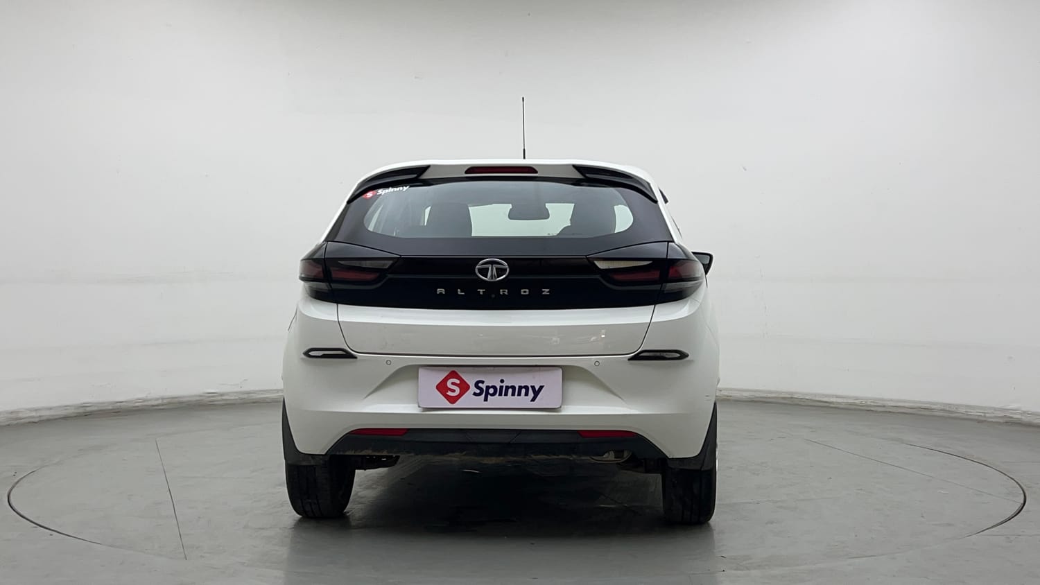 Used 2020 Tata Altroz XT Petrol Petrol Manual exterior BACK VIEW
