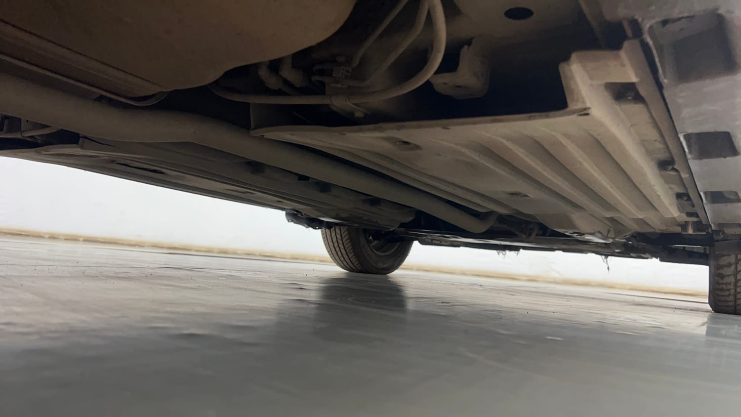 Used 2019 Maruti Suzuki Vitara Brezza [2016-2020] LDi Diesel Manual extra REAR RIGHT UNDERBODY VIEW