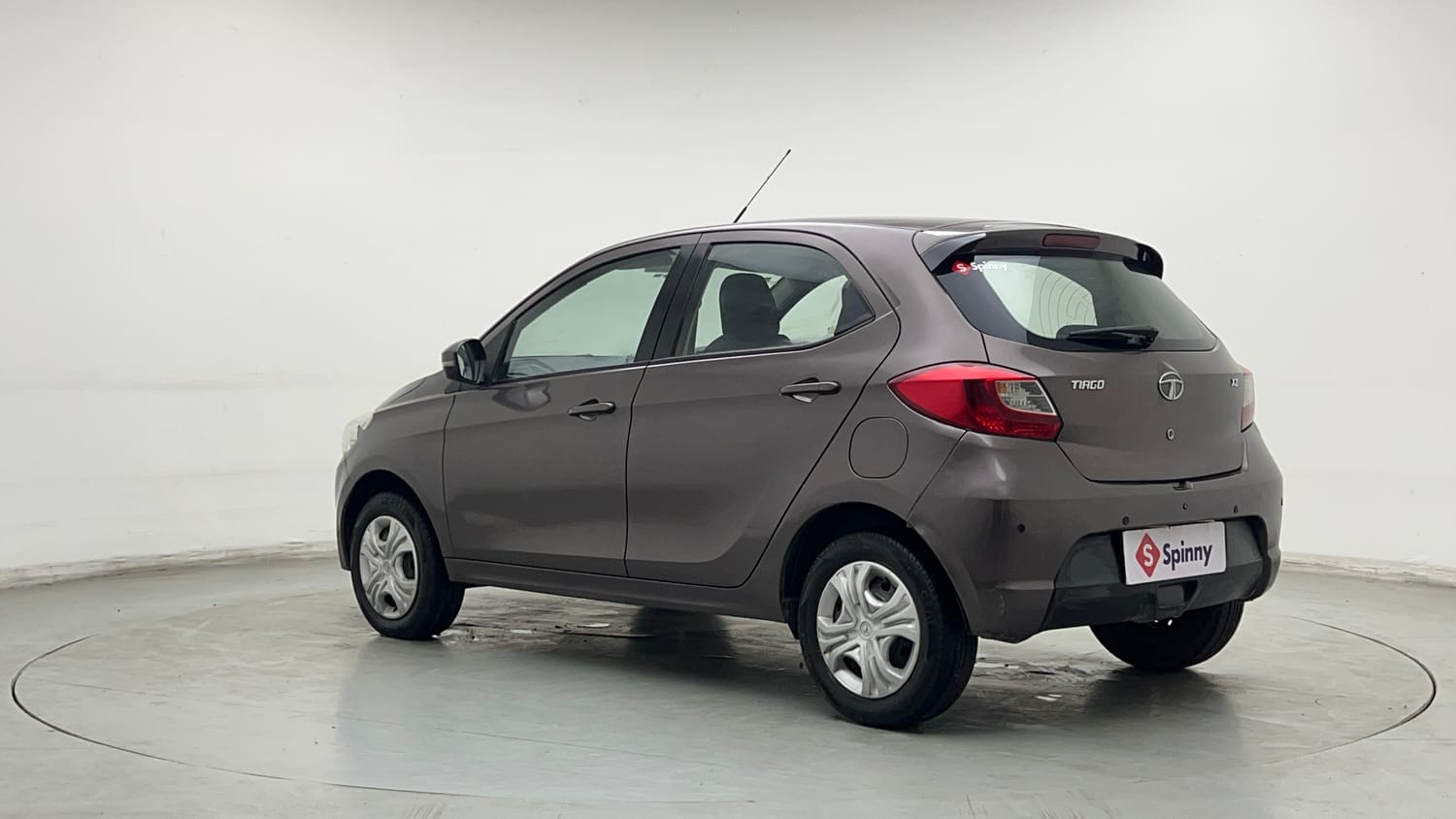 Used 2017 Tata Tiago Revotron XZ w/o Alloy Petrol Manual exterior LEFT REAR CORNER VIEW