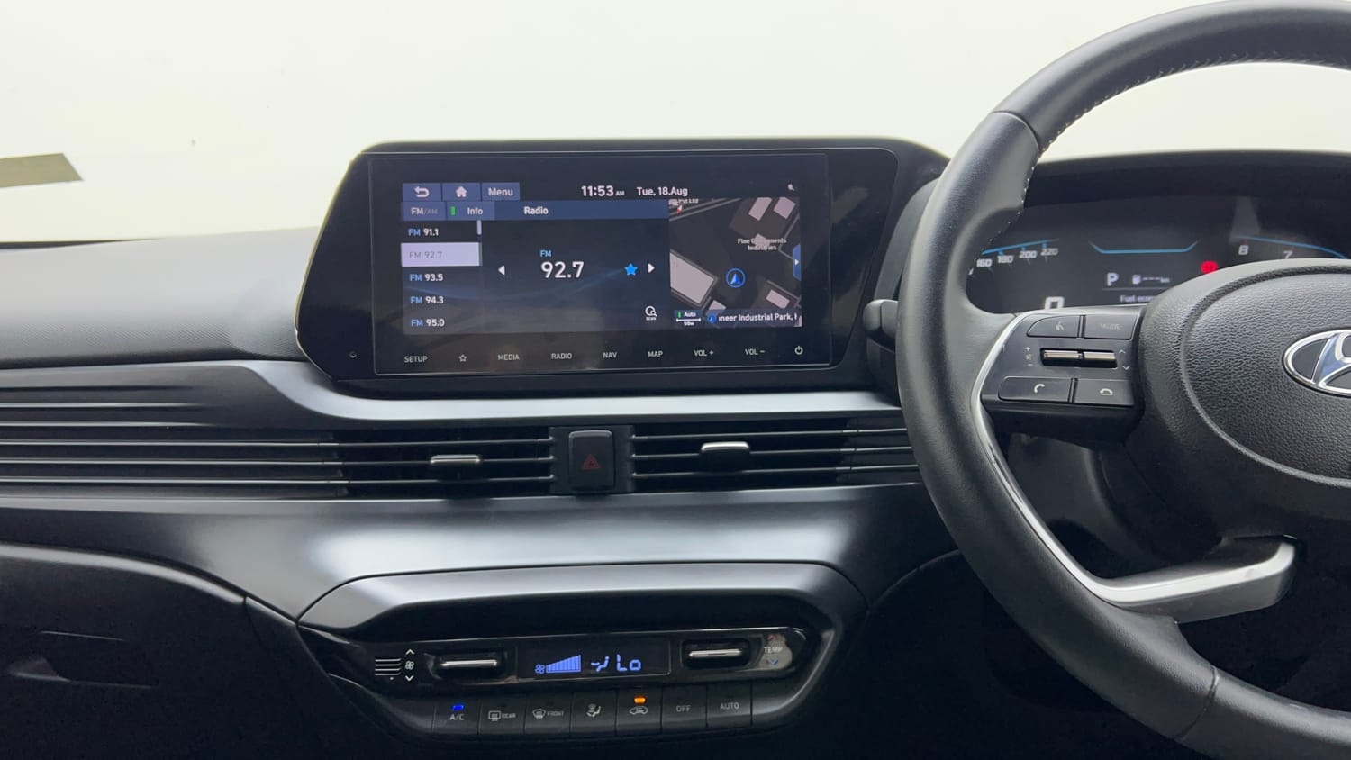 Used 2023 Hyundai i20 Asta (O) 1.2 IVT Petrol Automatic interior MUSIC SYSTEM & AC CONTROL VIEW