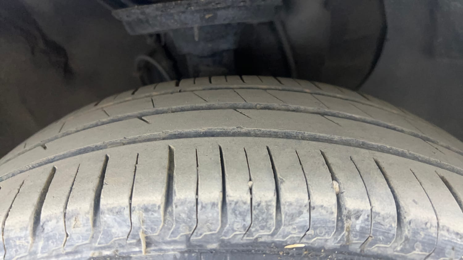 Used 2019 Hyundai Elite i20 Sportz Plus 1.2 Petrol Manual tyres RIGHT FRONT TYRE TREAD VIEW