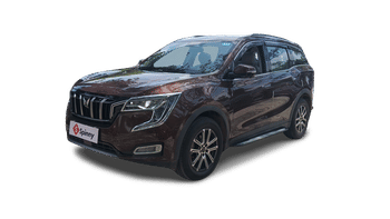 Used 2025 Mahindra XUV700 AX7 Luxury Pack Petrol AT 7 STR Petrol Automatic Image