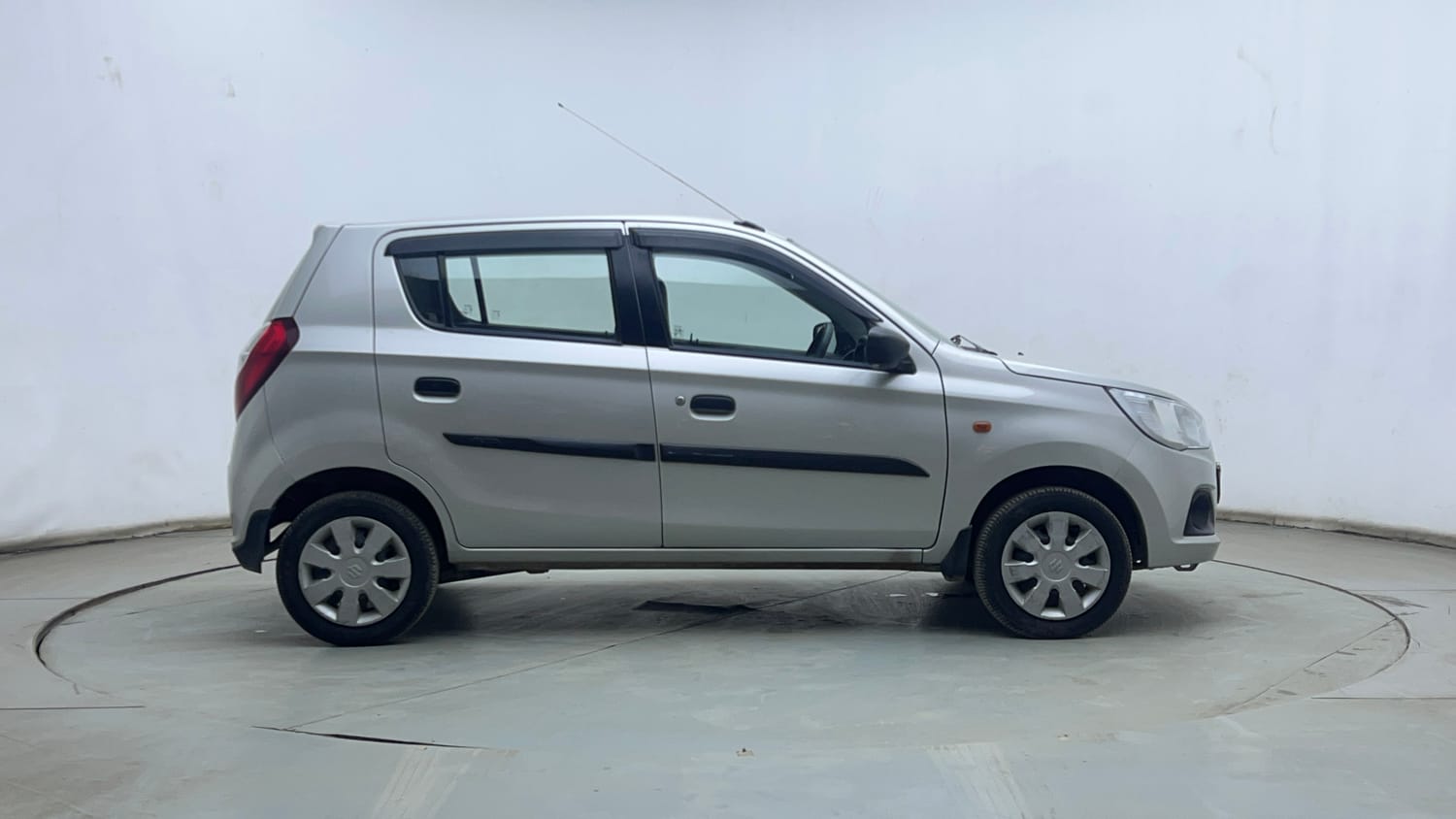 Used 2018 Maruti Suzuki Alto K10 VXi Petrol Manual exterior RIGHT SIDE VIEW