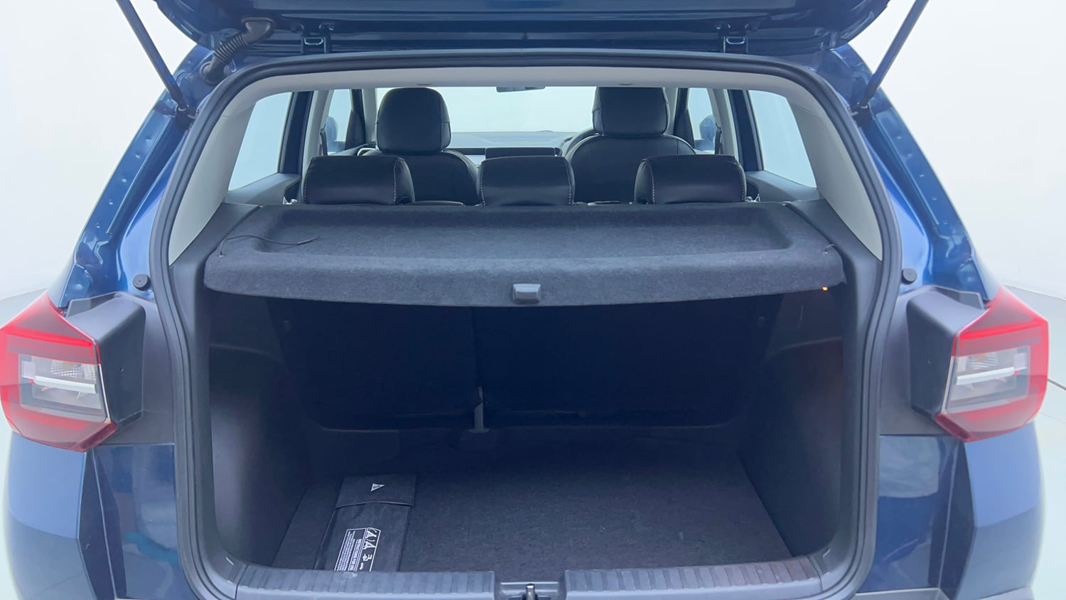 Used 2025 Skoda Kylaq Signature Plus 1.0 TSI MT (Lava Blue) Petrol Manual interior DICKY INSIDE VIEW