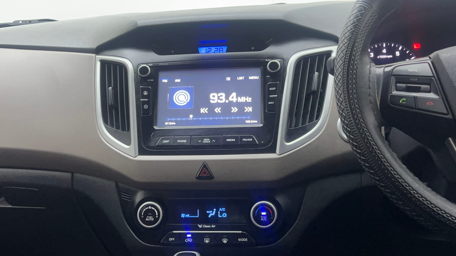 Used 2018 Hyundai Creta SX Plus 1.6 AT Petrol Petrol Automatic top_features Integrated (in-dash) music system