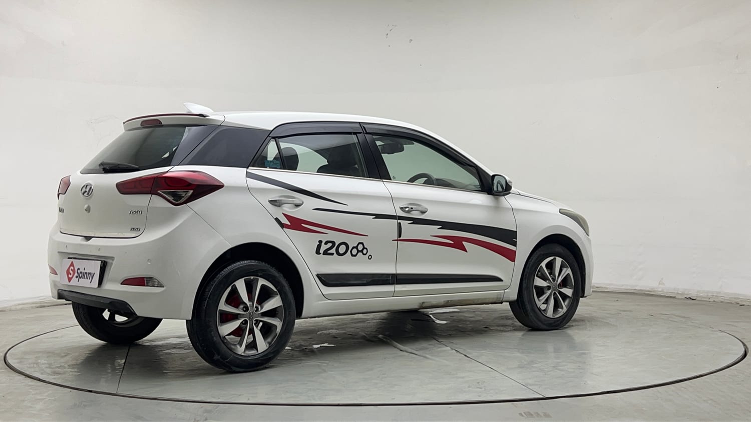 Used 2015 Hyundai Elite i20 Asta 1.2 Petrol Manual exterior RIGHT REAR CORNER VIEW