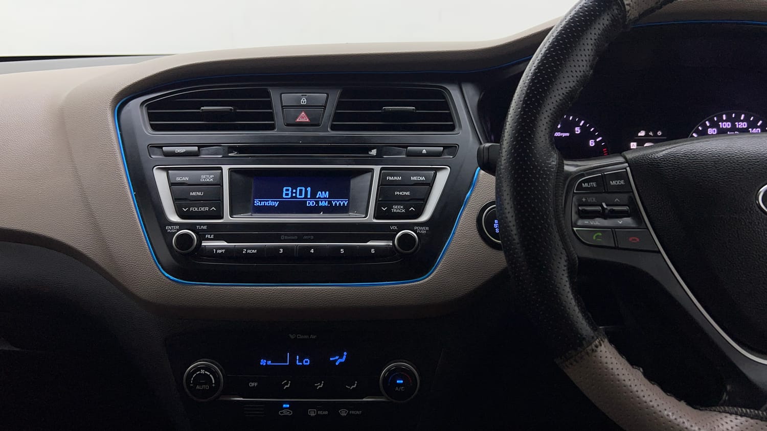 Used 2015 Hyundai Elite i20 Asta 1.2 Petrol Manual interior MUSIC SYSTEM & AC CONTROL VIEW
