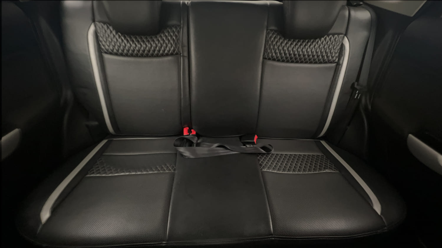 Used 2018 Maruti Suzuki Baleno Delta 1.2 Petrol Manual interior REAR SEAT CONDITION VIEW