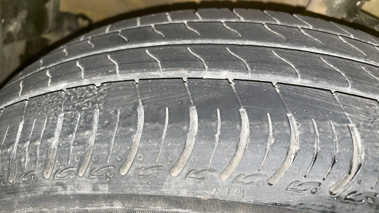 Used 2014 Maruti Suzuki Celerio VXi AMT Petrol Automatic tyres LEFT FRONT TYRE TREAD VIEW