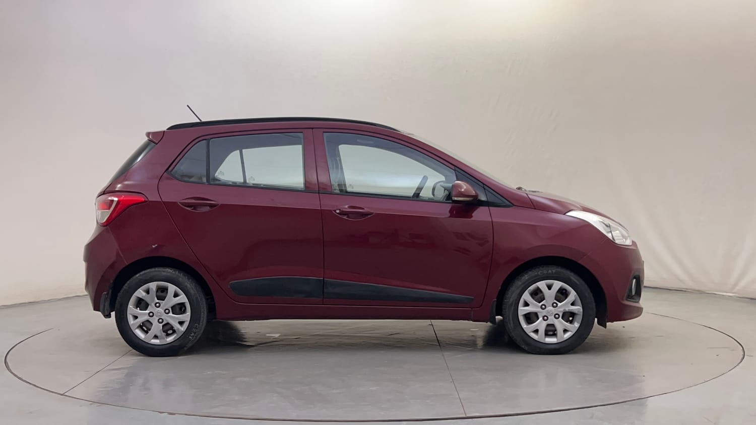 Used 2016 Hyundai Grand i10 Sportz 1.2 Kappa VTVT Petrol Manual exterior RIGHT SIDE VIEW