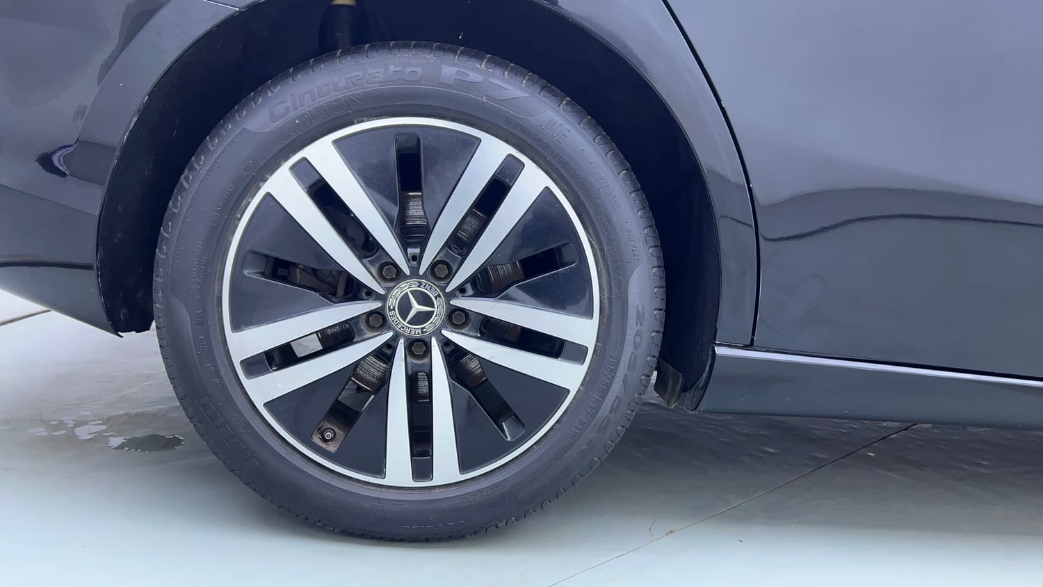 Used 2021 Mercedes-Benz A-Class Limousine 200 Petrol Automatic tyres RIGHT REAR TYRE RIM VIEW