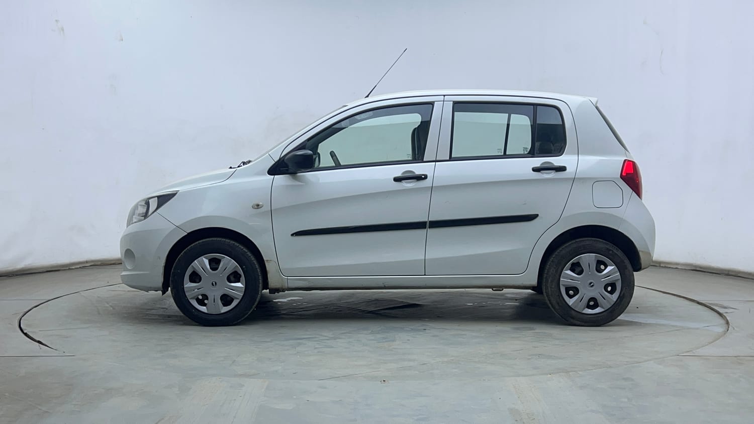 Used 2017 Maruti Suzuki Celerio VXi Petrol Manual exterior LEFT SIDE VIEW